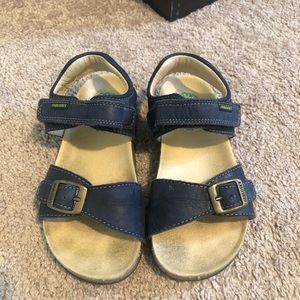 Pablosky sandals size 30